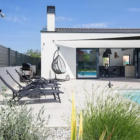 Frola By Istrialux Pula