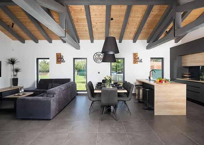 Villa Frola By Istrialux