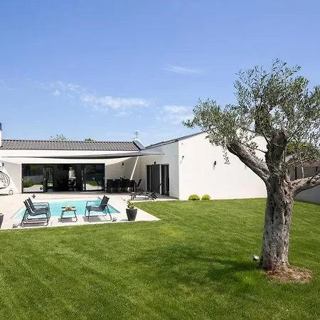 别墅 Frola By Istrialux *