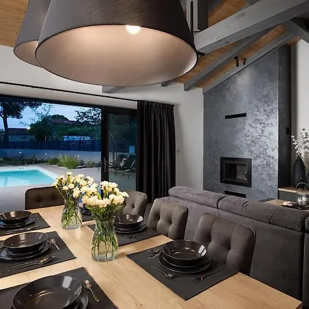 Frola By Istrialux 普拉